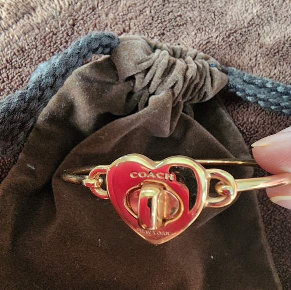 Coach braclet - Picture 2 of 3